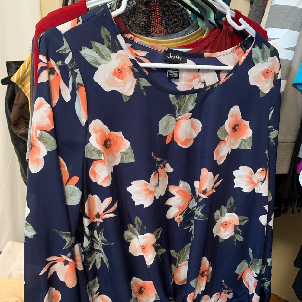 Justify - blouse -size large